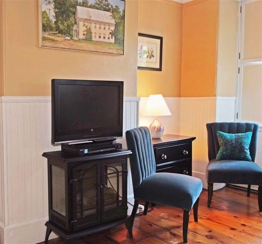 Blind Tiger Portland - Carleton Street Guest House Экстерьер фото